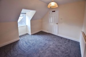 Bedroom- click for photo gallery